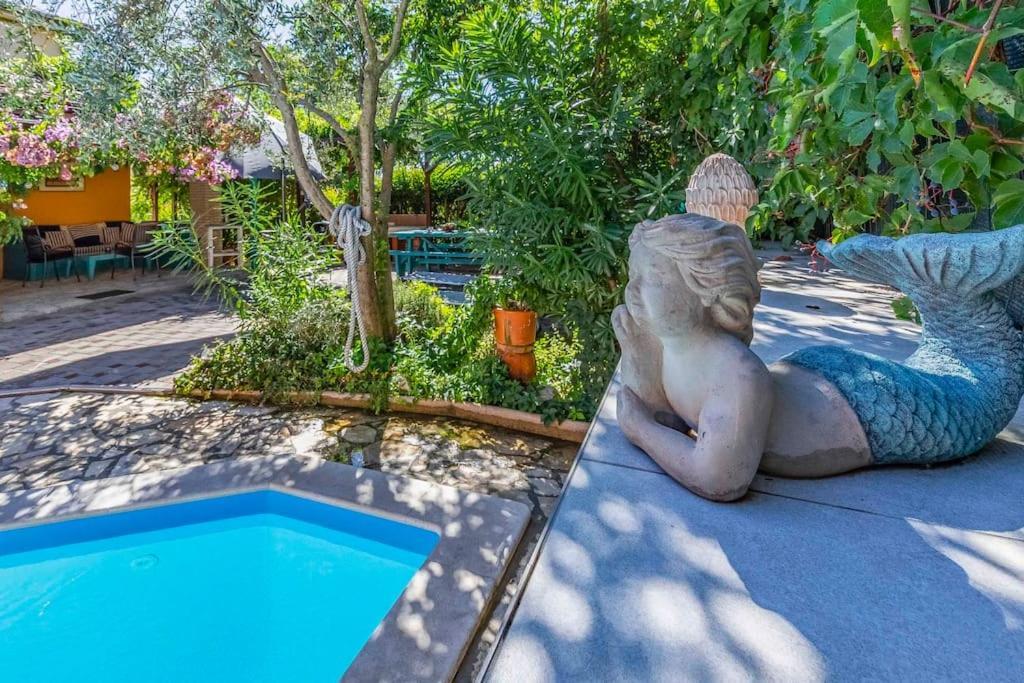 Istriensonne 0179 - Villa Romantika Mit Pool Ližnjan Kültér fotó