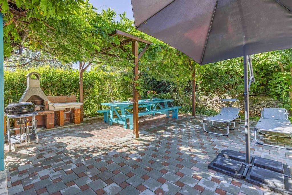 Istriensonne 0179 - Villa Romantika Mit Pool Ližnjan Kültér fotó
